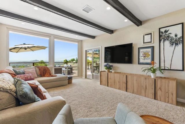 1215 Vista Grande Road, El Cajon, CA 92019