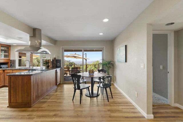 1215 Vista Grande Road, El Cajon, CA 92019
