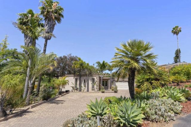 1215 Vista Grande Road, El Cajon, CA 92019