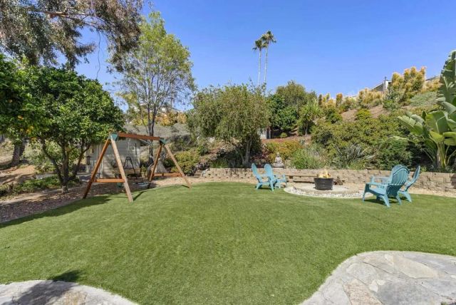 1215 Vista Grande Road, El Cajon, CA 92019