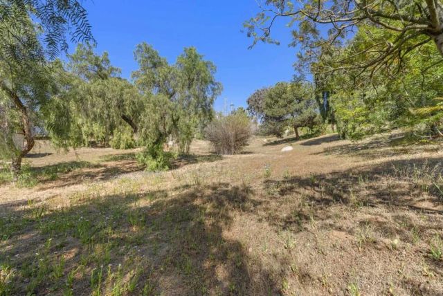 1215 Vista Grande Road, El Cajon, CA 92019