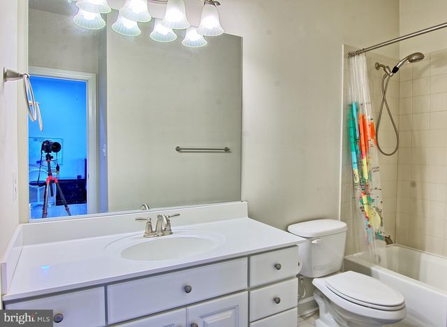 6804 DIPLOMA DR, Laurel, MD 20707