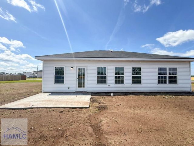 825 Buckhead Loop, Allenhurst, GA 31301