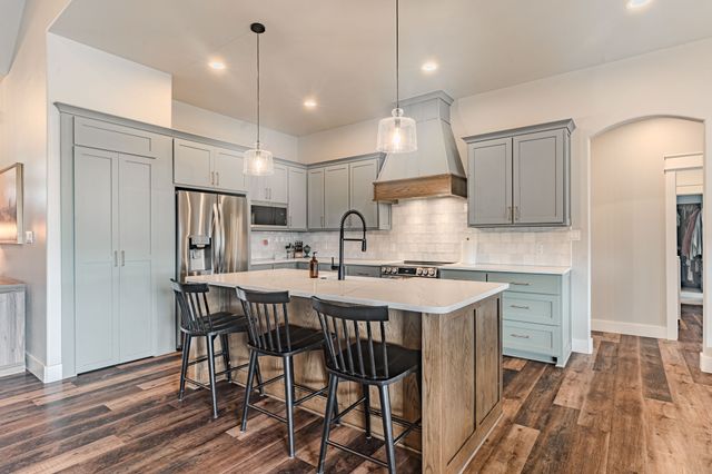 2120 Shady Grove Road, Weatherford, TX 76088