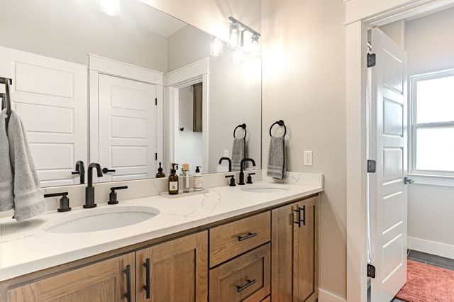 2120 Shady Grove Road, Weatherford, TX 76088
