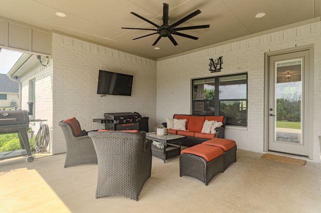2120 Shady Grove Road, Weatherford, TX 76088