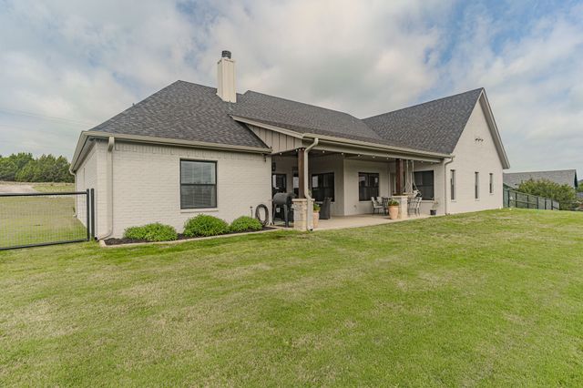 2120 Shady Grove Road, Weatherford, TX 76088