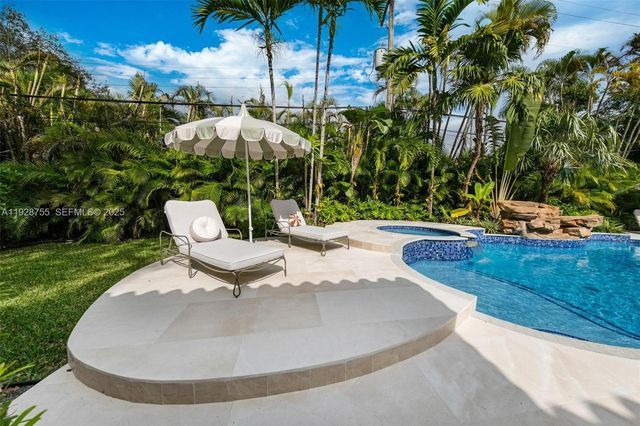 1033 Almeria Ave 0, Coral Gables, FL 33134