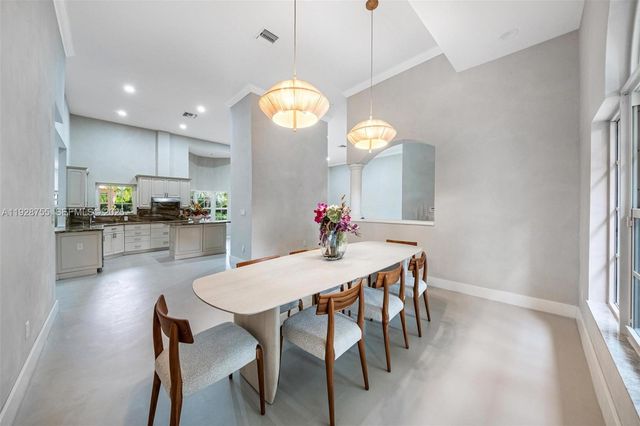 1033 Almeria Ave 0, Coral Gables, FL 33134