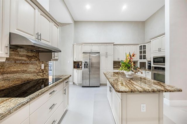 1033 Almeria Ave 0, Coral Gables, FL 33134