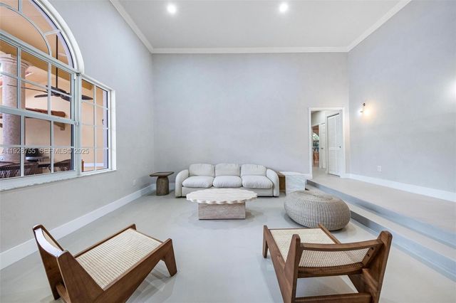 1033 Almeria Ave 0, Coral Gables, FL 33134