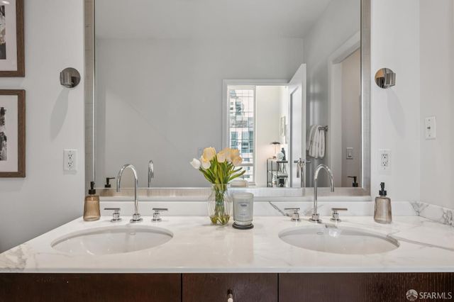 333 1st Street 2004, San Francisco, CA 94105