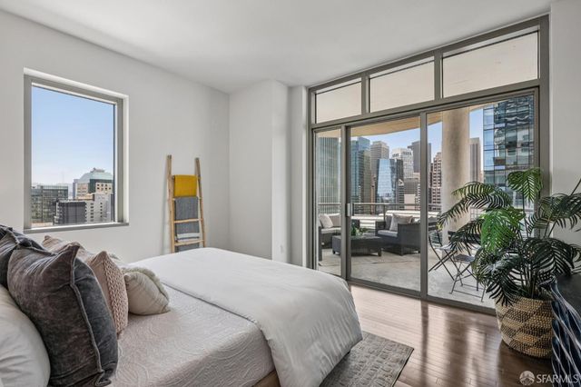 333 1st Street 2004, San Francisco, CA 94105