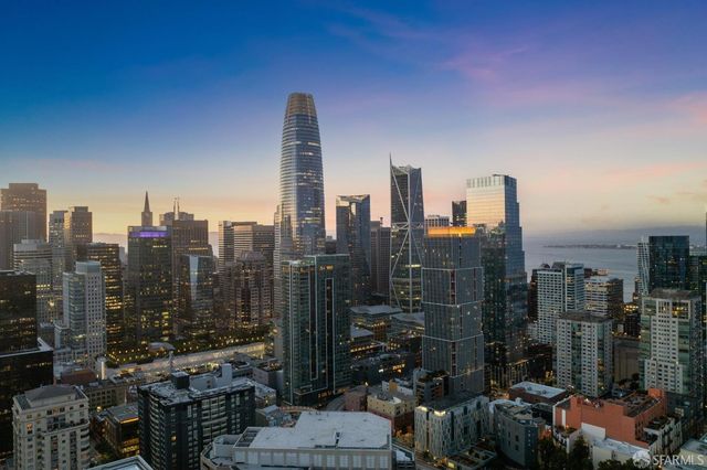 333 1st Street 2004, San Francisco, CA 94105