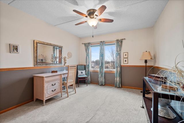 6755 N Milwaukee Avenue 404, Niles, IL 60714