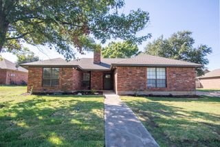 309 Wilson Street, Whitesboro, TX 76273