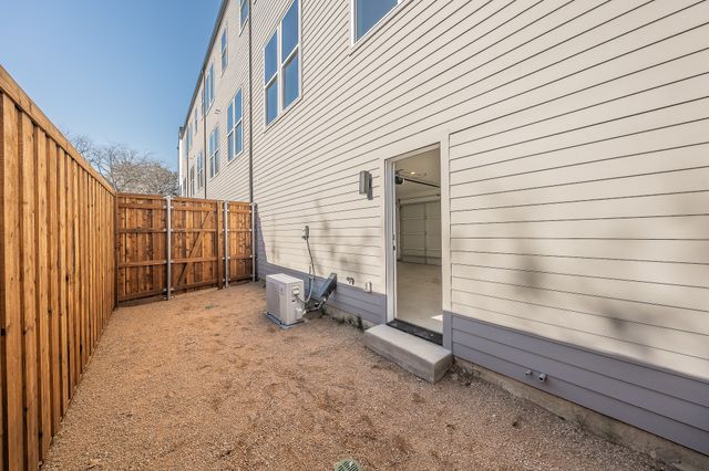 2523 Hondo Avenue 103, Dallas, TX 75219