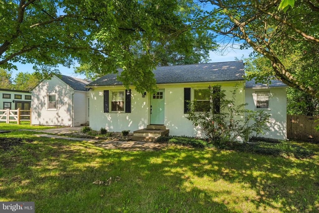 4928 OLD EASTON RD, DOYLESTOWN, PA 18902 — photo 2