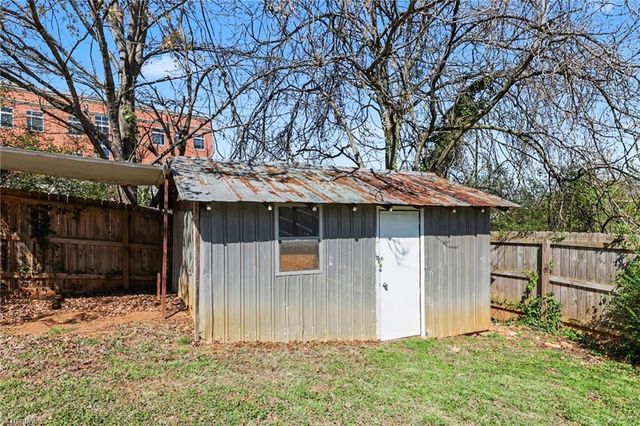 3151 Burke Mill Road, Winston-salem, NC 27103