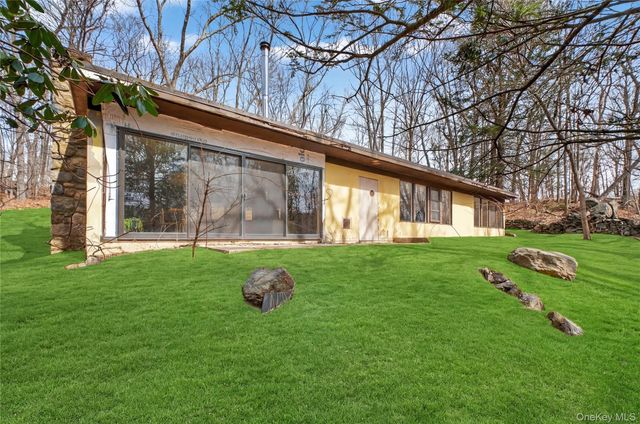 1690 Baptist Church Road, Yorktown Heights, NY 10598