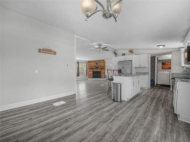 3559 REAGAN BOULEVARD, Lake Wales, FL 33898