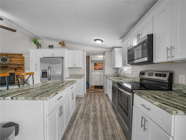 3559 REAGAN BOULEVARD, Lake Wales, FL 33898