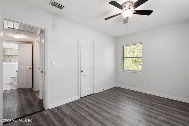 3024 W 1ST Street W, Jacksonville, FL 32254