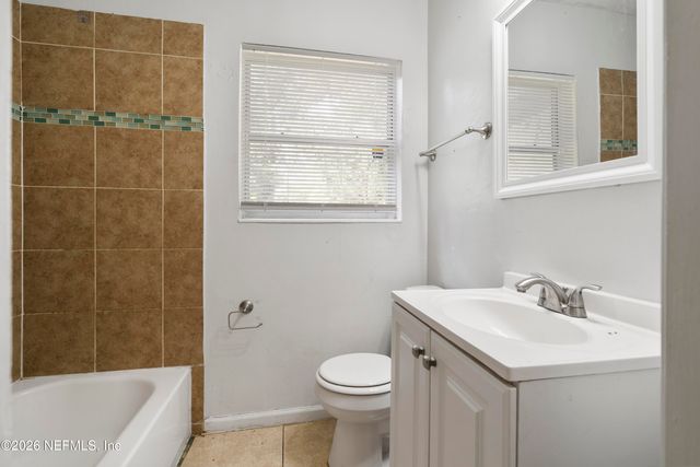 3024 W 1ST Street W, Jacksonville, FL 32254