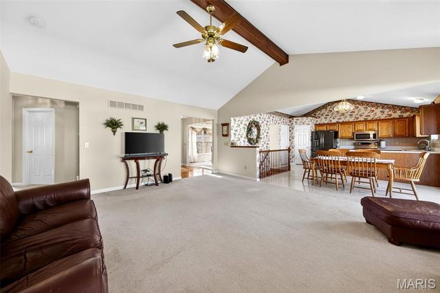 877 Home Park Drive, St Peters, MO 63376