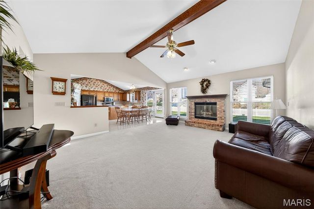 877 Home Park Drive, St Peters, MO 63376