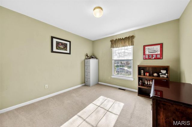 877 Home Park Drive, St Peters, MO 63376