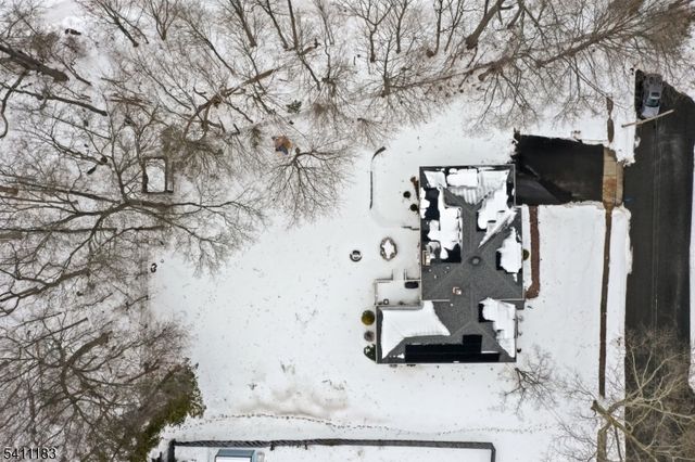 27 Viewpoint Rd, Wayne Twp., NJ 07470