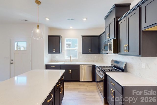 1126 Overbrook Place, Wingate, NC 28174