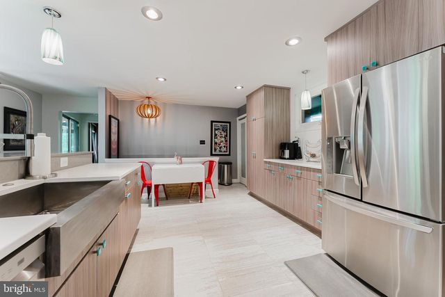 6543 JAY MILLER DR, Falls Church, VA 22041