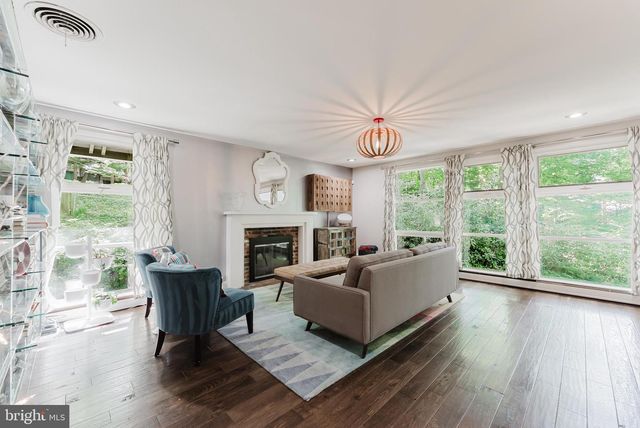 6543 JAY MILLER DR, Falls Church, VA 22041