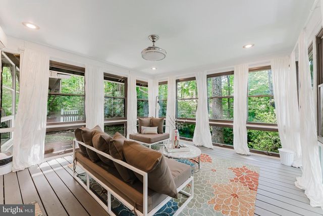6543 JAY MILLER DR, Falls Church, VA 22041