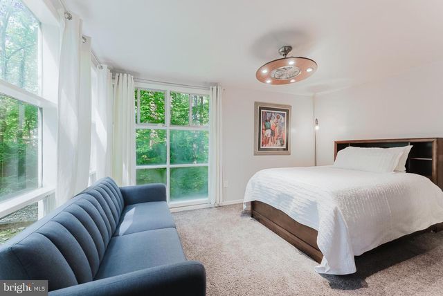 6543 JAY MILLER DR, Falls Church, VA 22041