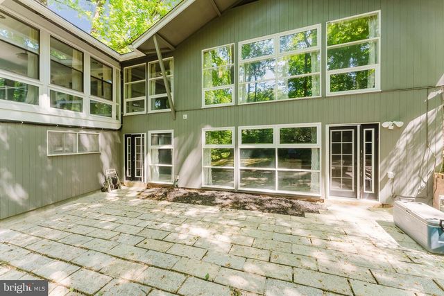 6543 JAY MILLER DR, Falls Church, VA 22041