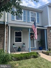 1617 PURPLE SAGE DR, Reston, VA 20194