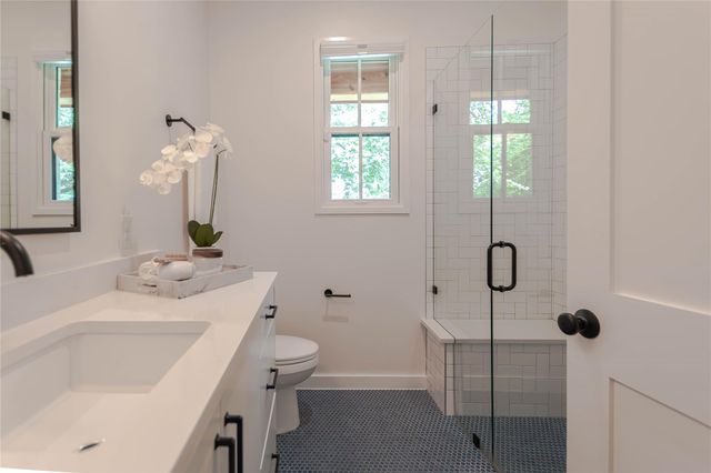 5805 Chesterfield Ave, Austin, TX 78752