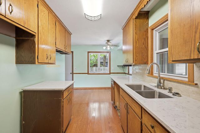 6319 Unity Avenue N, Brooklyn Center, MN 55429