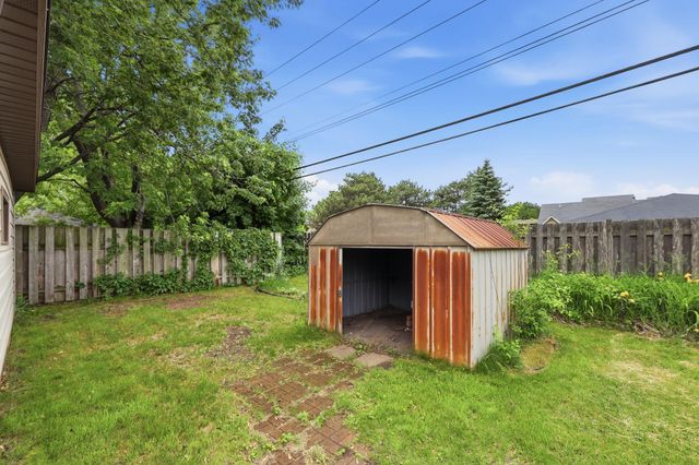 6319 Unity Avenue N, Brooklyn Center, MN 55429