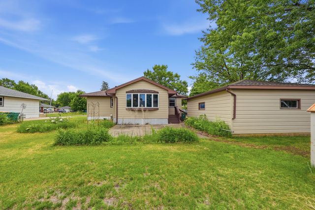 6319 Unity Avenue N, Brooklyn Center, MN 55429