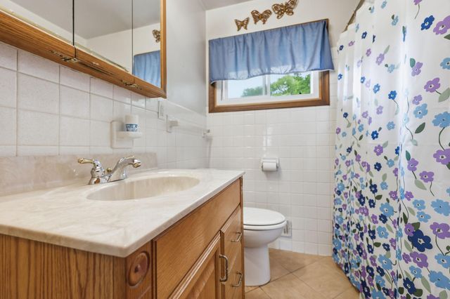 6319 Unity Avenue N, Brooklyn Center, MN 55429