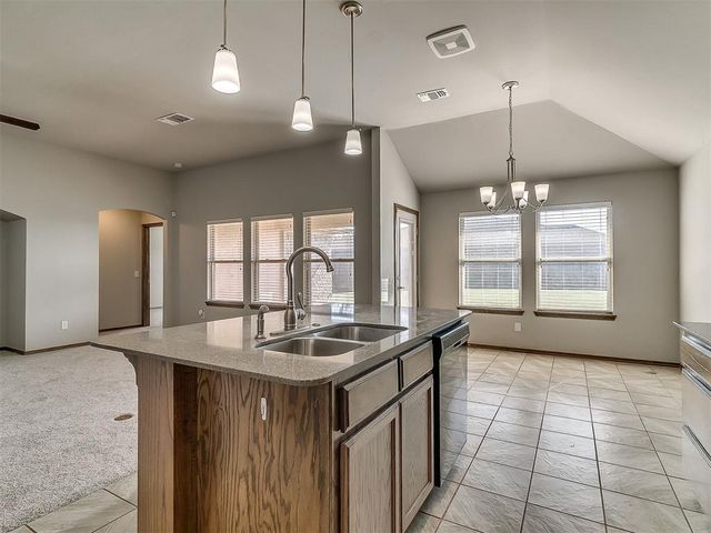 6912 NW 155th Terrace, Edmond, OK 73013