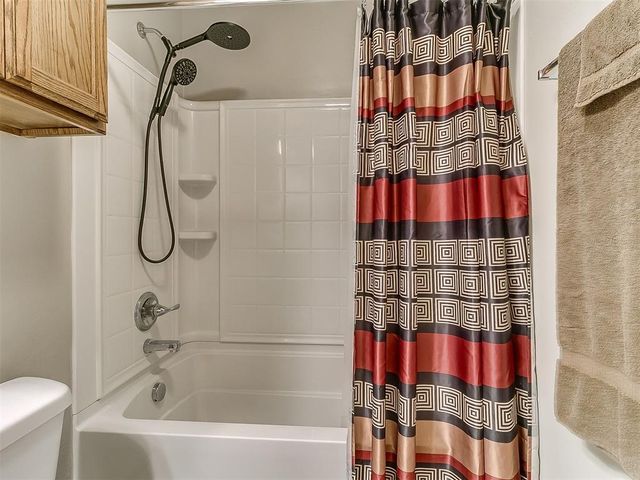 6912 NW 155th Terrace, Edmond, OK 73013