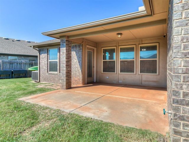 6912 NW 155th Terrace, Edmond, OK 73013