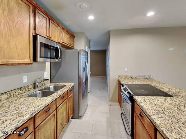 5047 W Tuckey Ln Way, Glendale, AZ 85301