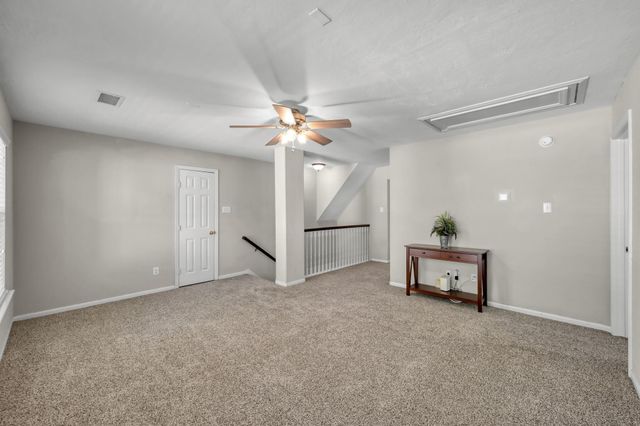 42 E Knightsbridge Drive, The Woodlands, TX 77385