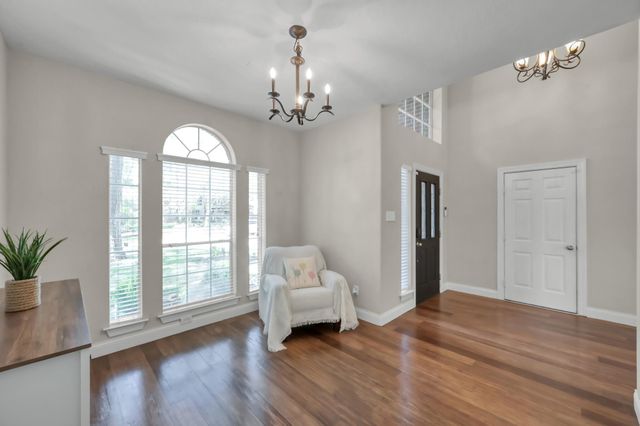 42 E Knightsbridge Drive, The Woodlands, TX 77385